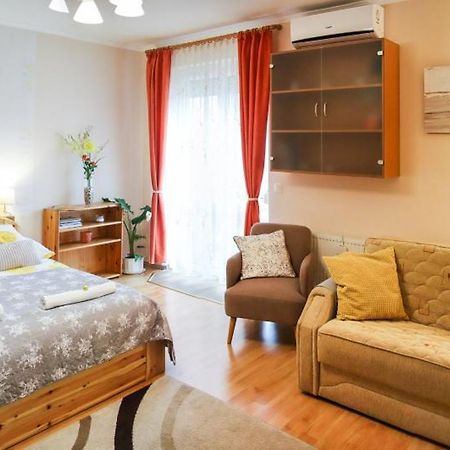 Dia Apartman Miskolc Exteriör bild