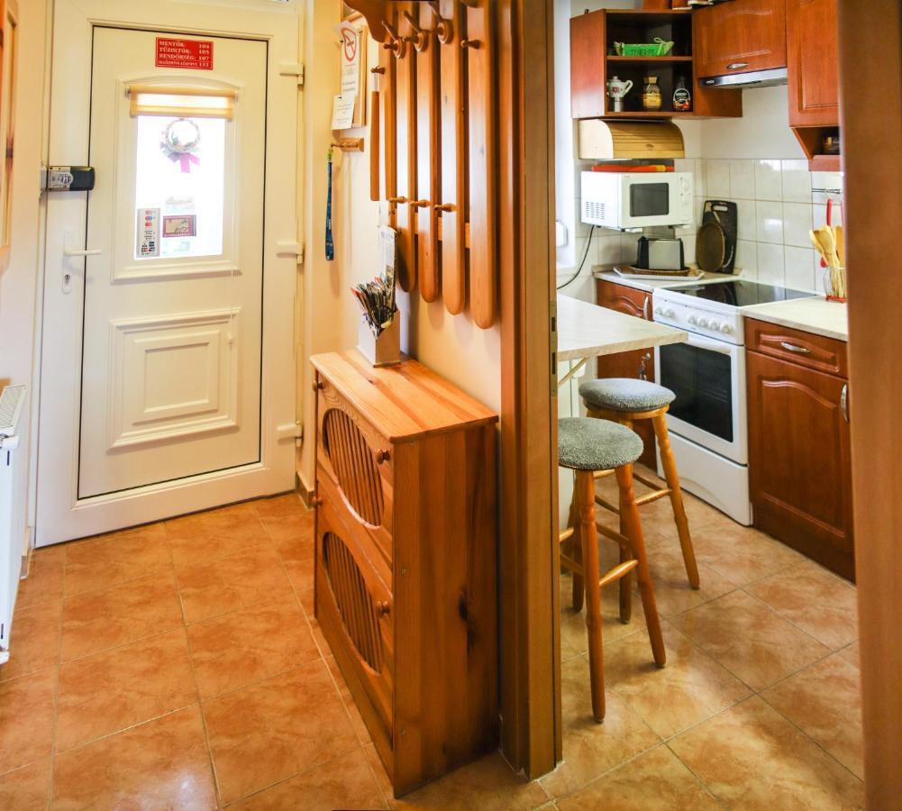 Dia Apartman Miskolc Exteriör bild